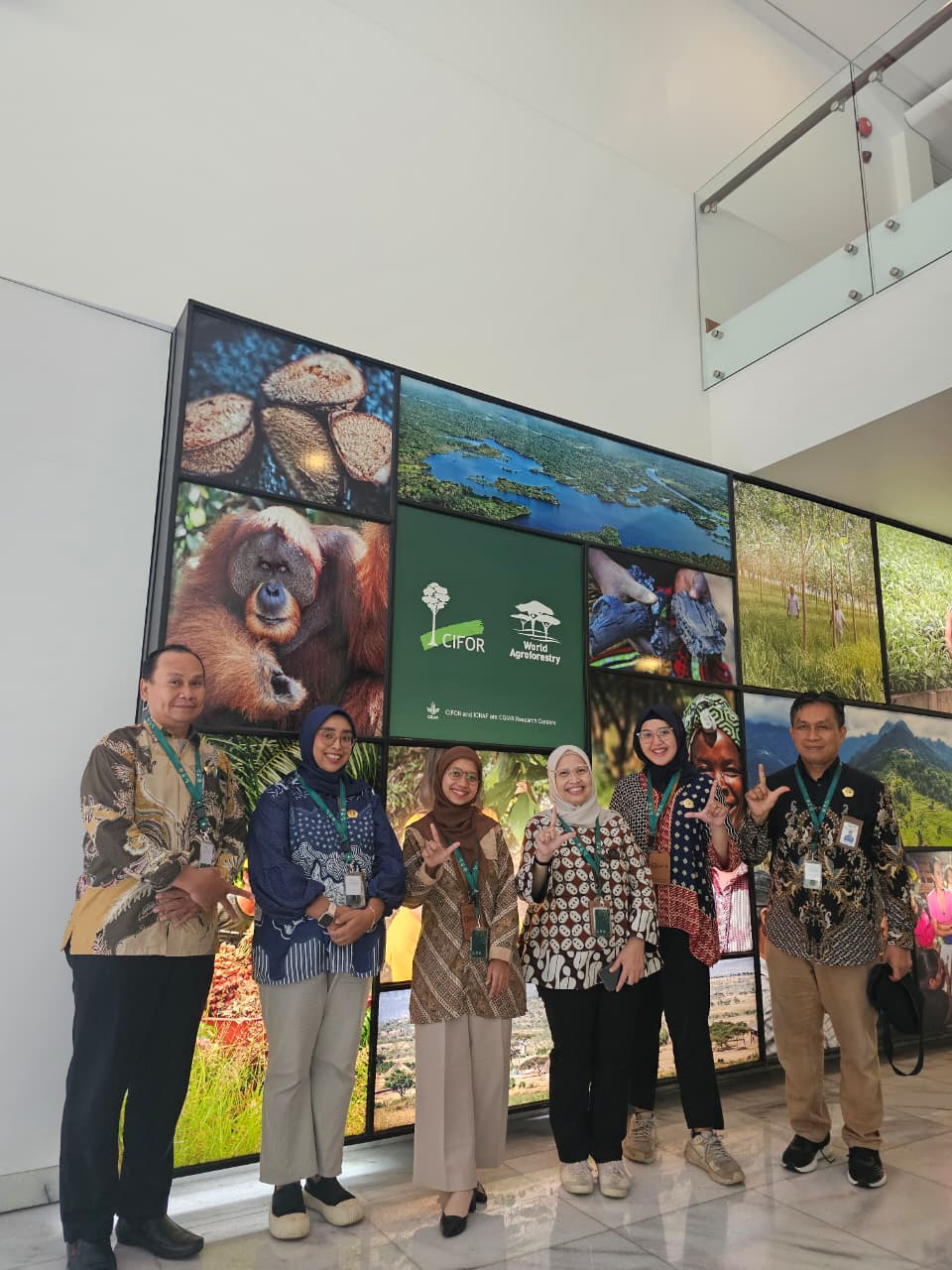 Sharing Knowledge goes to CIFOR, Bogor